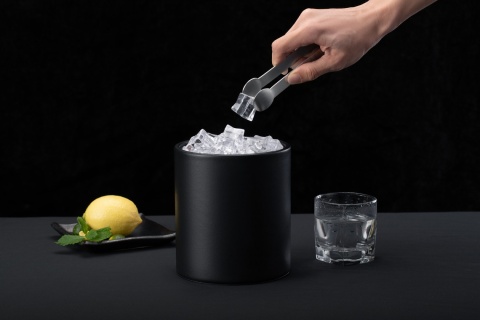 POJEMNIK NA LÓD SLUSH